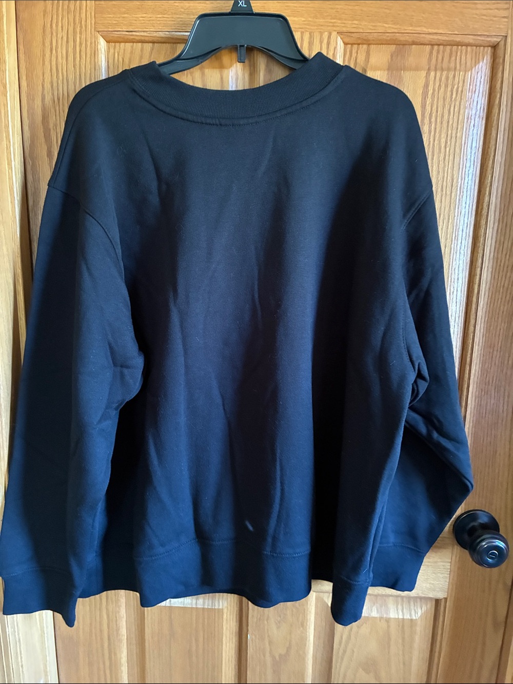 Universal Thread Black Sweatshirt with 'CHEERS' Gold-Lettering - Picture 3 of 4